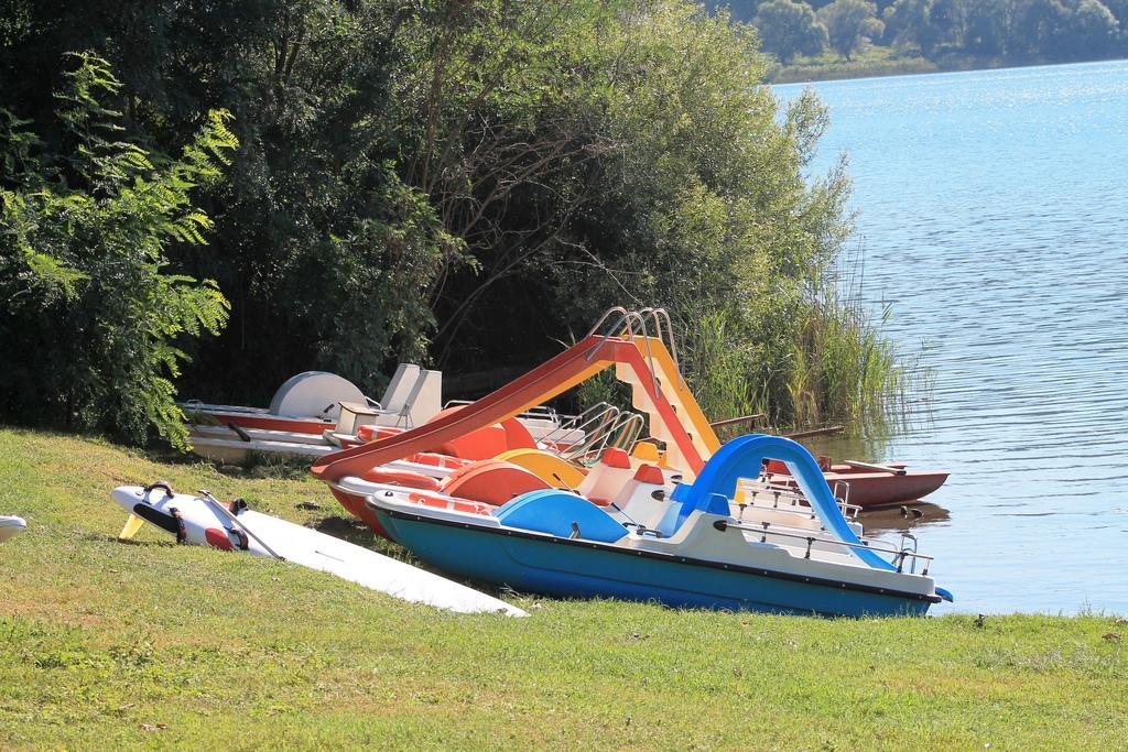 Il Castoro Di Martignano Villa Anguillara Sabazia Eksteriør bilde