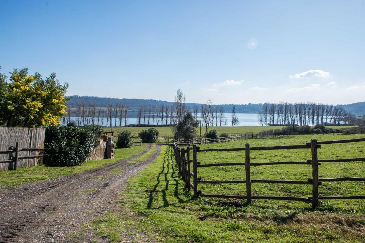 Il Castoro Di Martignano Villa Anguillara Sabazia Eksteriør bilde